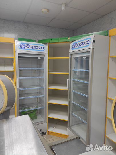 Торговое оборудование (стеллажи, холодильники)