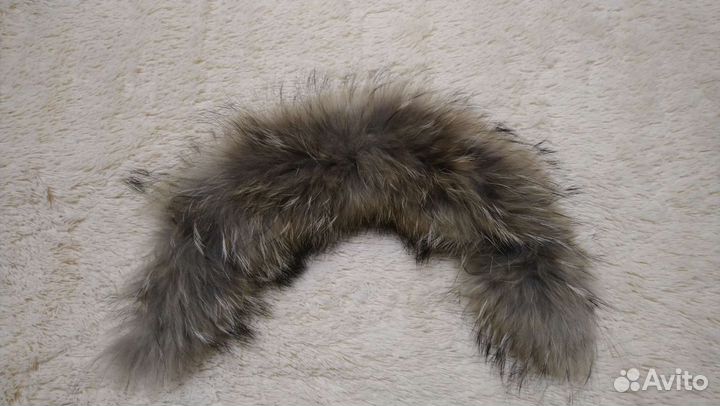Меховой воротник из енота