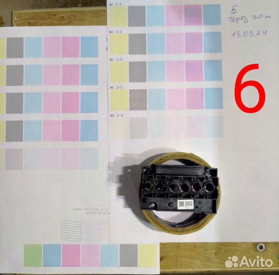 Печатающая головка(дефект) epson l805 F180000