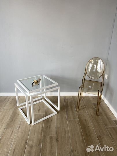 Журнальный столик