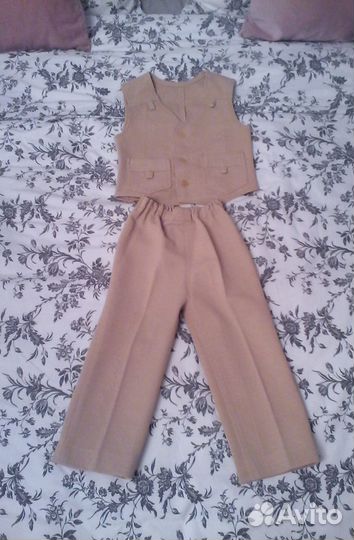 Костюм на мальчика жилетка и брюки