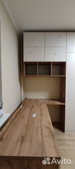 Рабочая зона у окна IKEA