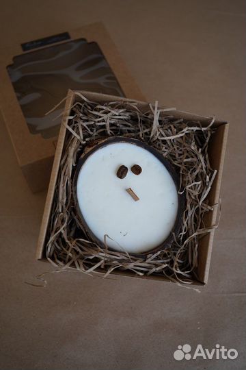 Арома свеча в кокосе ручной работы