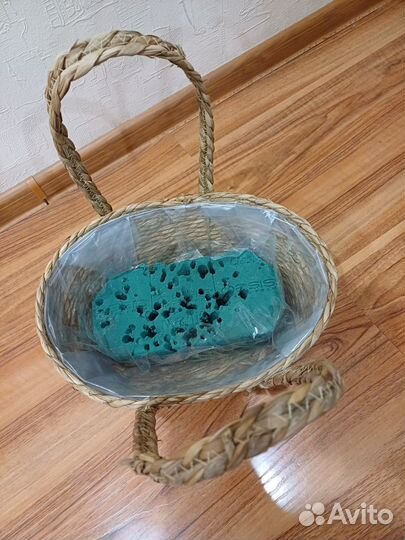 Корзина плетеная флористическая