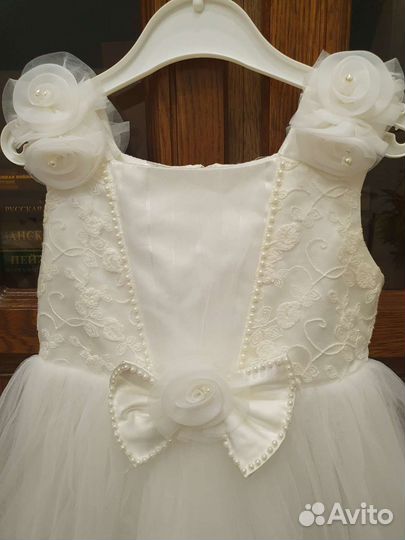 Платье праздничное на девочку 110