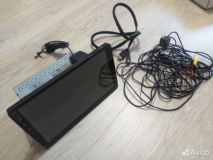 Магнитола Т8