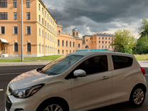 Chevrolet Spark 1.0 CVT, 2022, 30 000 км, с пробегом, цена 1 390 000 руб.