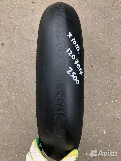 120/70 R17 pirelli diablo superbike sc2 1010x