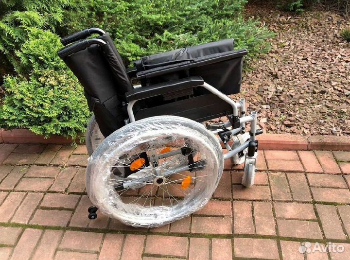 Инвалидная коляска с углом наклона комнатная