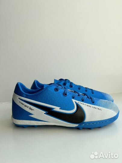 Новые Футбольные Сороконожки Nike и Adidas