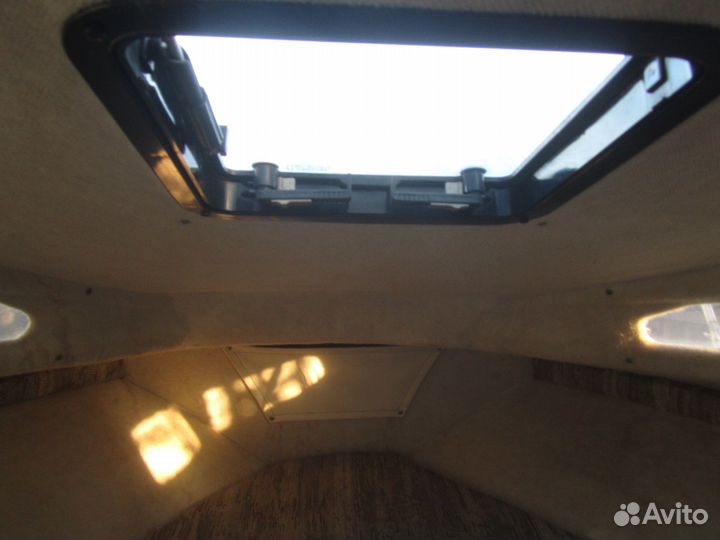 Американский морской катер bayliner 2252