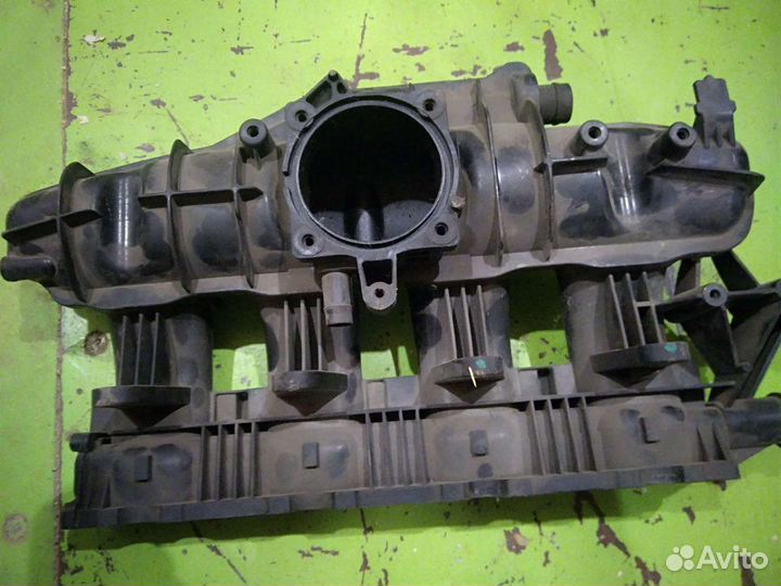 Впускной коллектор VAG