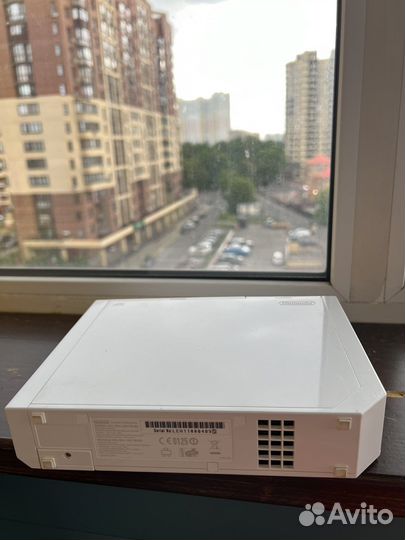 Игровая приставка Nintendo wii белая