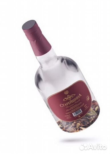 Бутылки с набором трав для домашних напитков