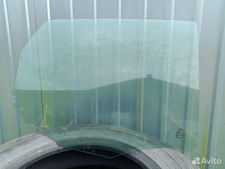 Стекла боковые форд фокус