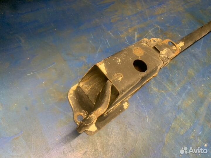 Усилитель бампера передний Subaru Impreza GD 2001