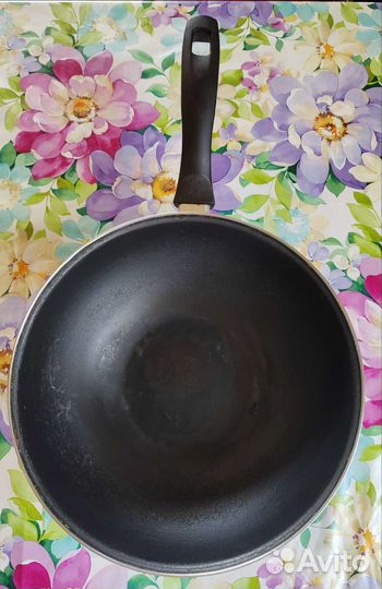 Сковороды 28см и форма