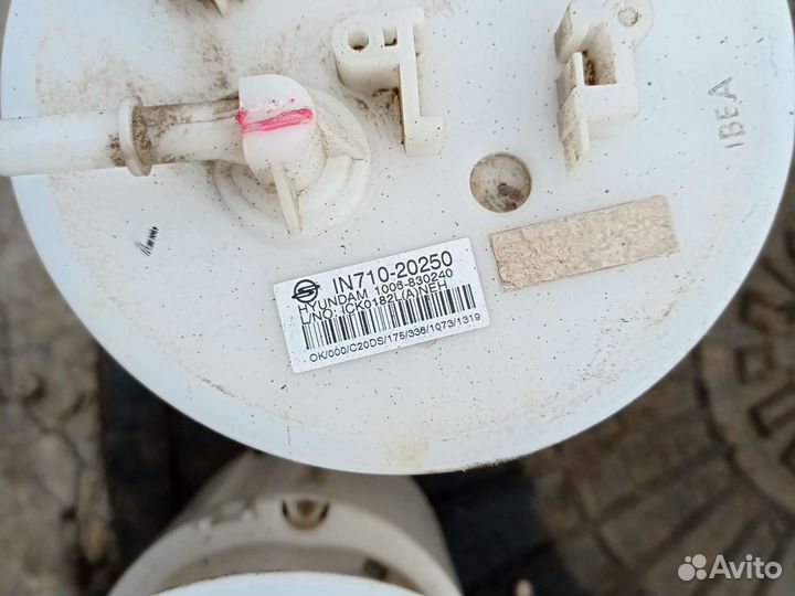 Топливный насос в бак SsangYong actyon 2011 год