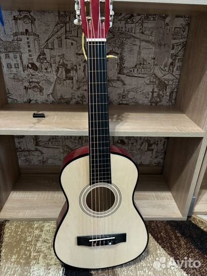 Гитара шестиструнная