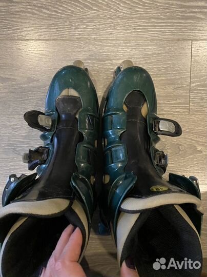 Роликовые коньки женские