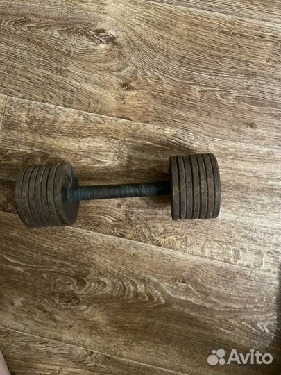 Набор гантелей