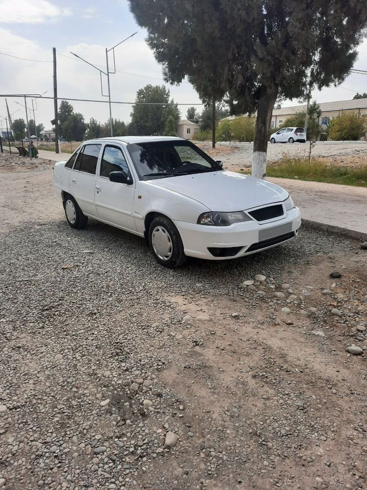 Daewoo Nexia: фото владельца