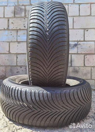 Michelin Alpin 5 215/65 R16 98H