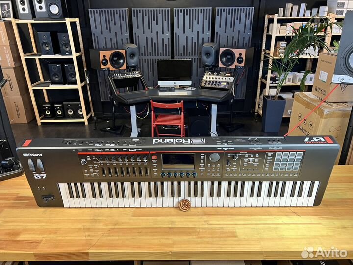 Roland fantom-07 в Наличии