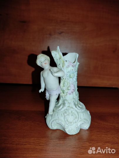 Миниатюрная французская вазочка пикфлёр