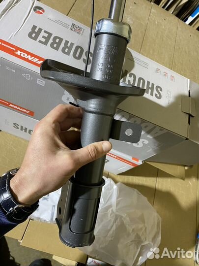 Амортизатор Spectra передний левый/правый Fenox