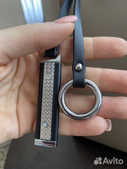 Брелок для сумки