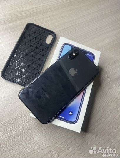 iPhone Xs, 64 ГБ