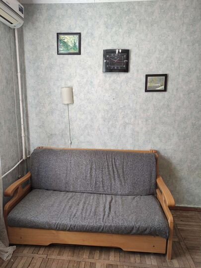 Комната 20 м² в 1-к., 1/2 эт.