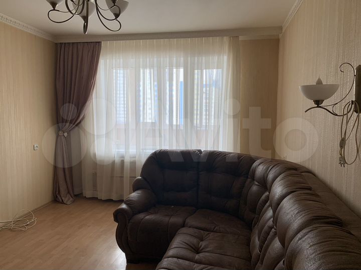 2-к. квартира, 54 м², 8/9 эт.