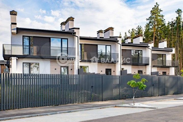 Таунхаус 123 м² на участке 2,5 сот.