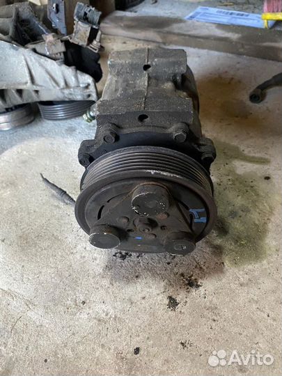 Компрессор кондиционера Рено Лагуна 1 2,0 F3R