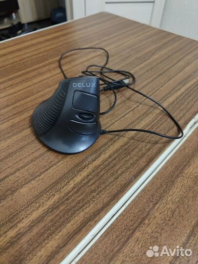 Мышь Вертикальная delux m618