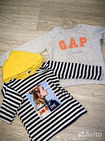 Кофточки для девочки 104