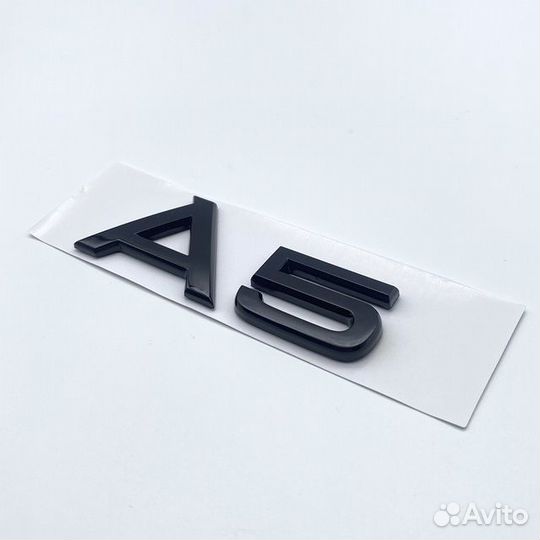 Эмблемы для Audi A3 A4 A5 A6 A7 Q3 Q5 Q7 Чёрные