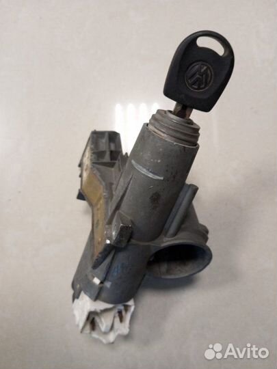 Замок зажигания Volkswagen Sharan 7M8 AJH 1999