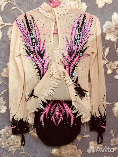 Купальник для художественной гимнастики