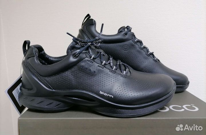 Кроссовки ecco biom
