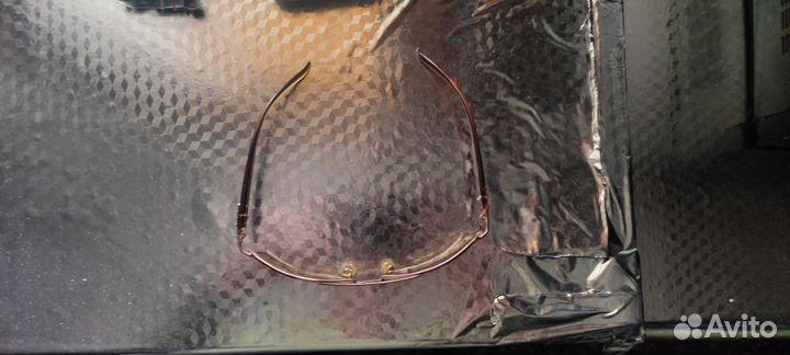 Солнцезащитные очки