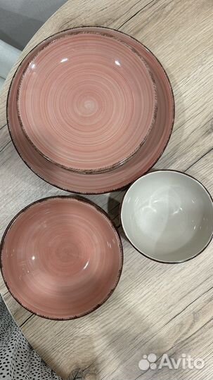 Набор тарелок