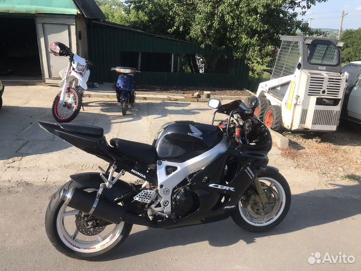 Honda CBR900RR