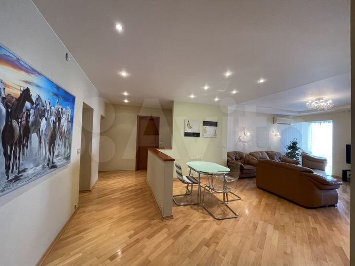 4-к. квартира, 158,4 м², 5/10 эт.