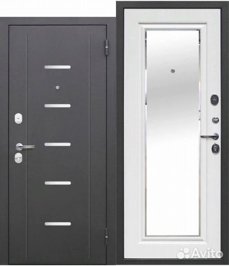 Дверь входная с зеркалом