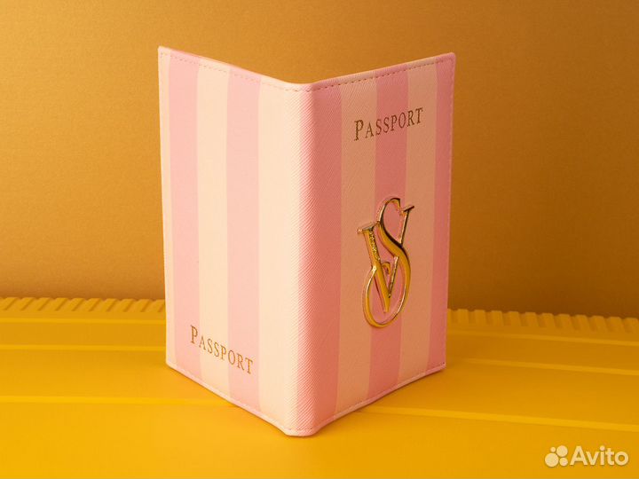 Женская обложка на паспорт