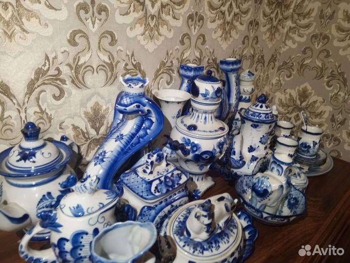 Набор фарфора Гжель