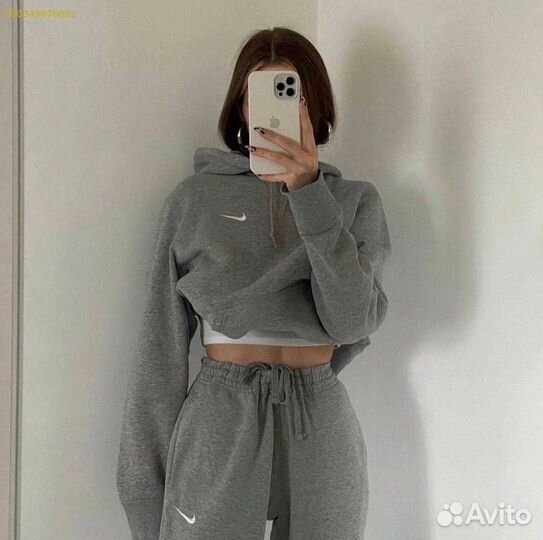 Спортивные костюмы: стиль и энергия